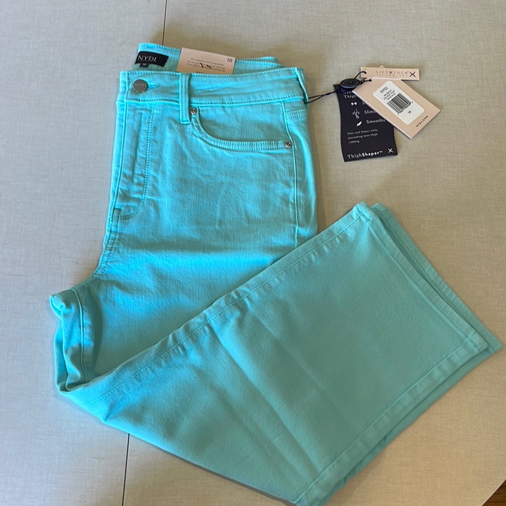 NYDJ Marilyn Straight Capri